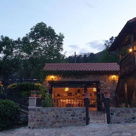 Casa Rural Caborzal Renedo De Cabuerniga Buitenkant foto