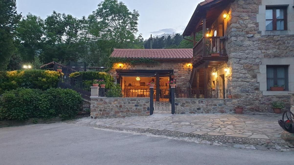 Casa Rural Caborzal Renedo De Cabuerniga Buitenkant foto
