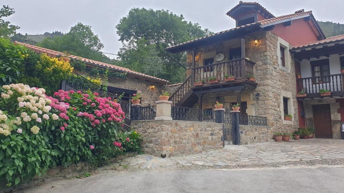 Casa Rural Caborzal Renedo De Cabuerniga Buitenkant foto
