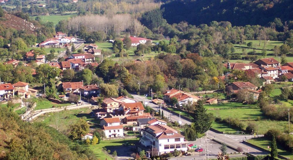 Casa Rural Caborzal Renedo De Cabuerniga Buitenkant foto