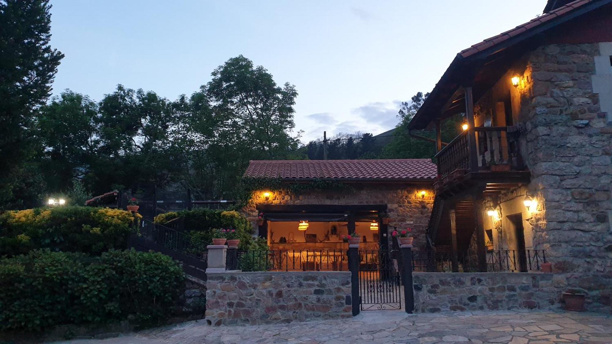 Casa Rural Caborzal Renedo De Cabuerniga Buitenkant foto